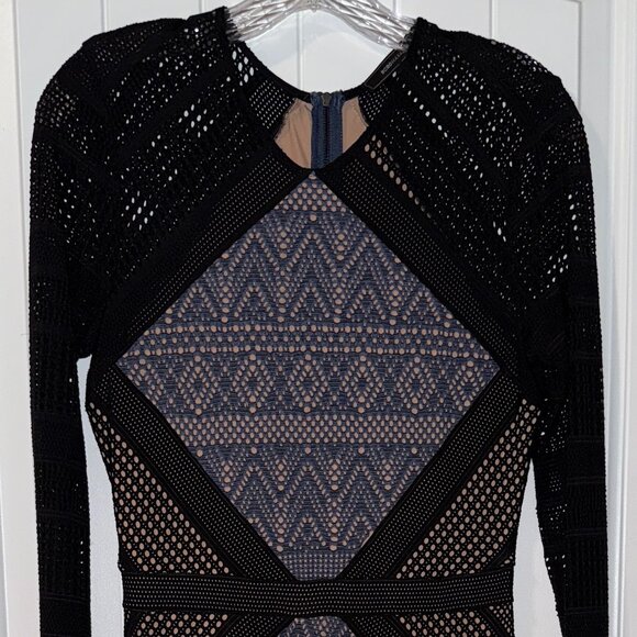 Gorgeous BCBGMaxAzria Black Crochet Long Sleeve Overlay Dress - Size S - Picture 1 of 4